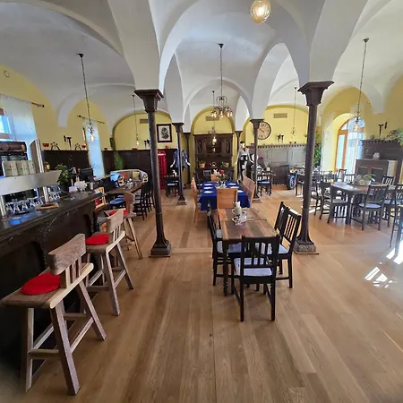 Szálloda Grenzenlos Im Alten Gut Würzburg